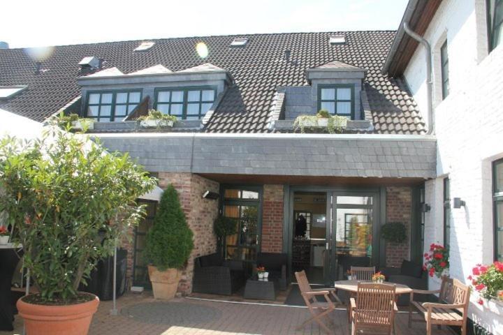 Hotel Rahserhof Viersen Exterior photo